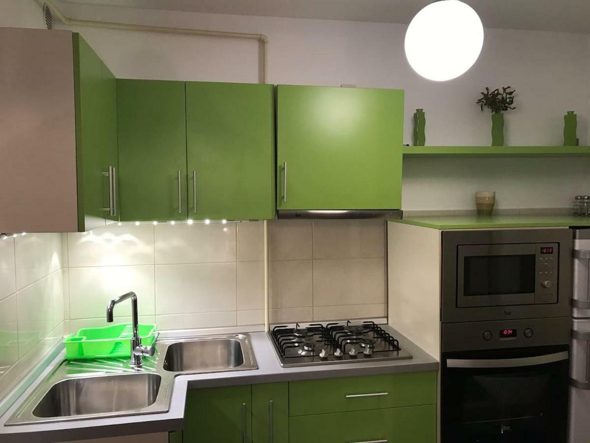 Idefix Apartment คลูจ-นาโปกา ภายนอก รูปภาพ