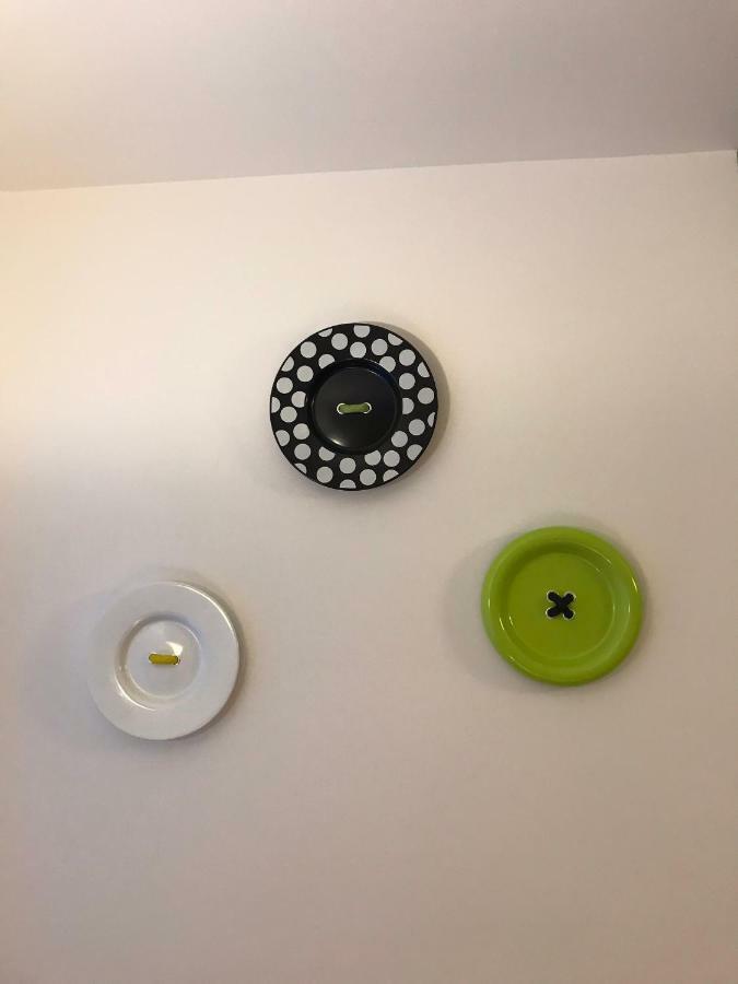Idefix Apartment คลูจ-นาโปกา ภายนอก รูปภาพ